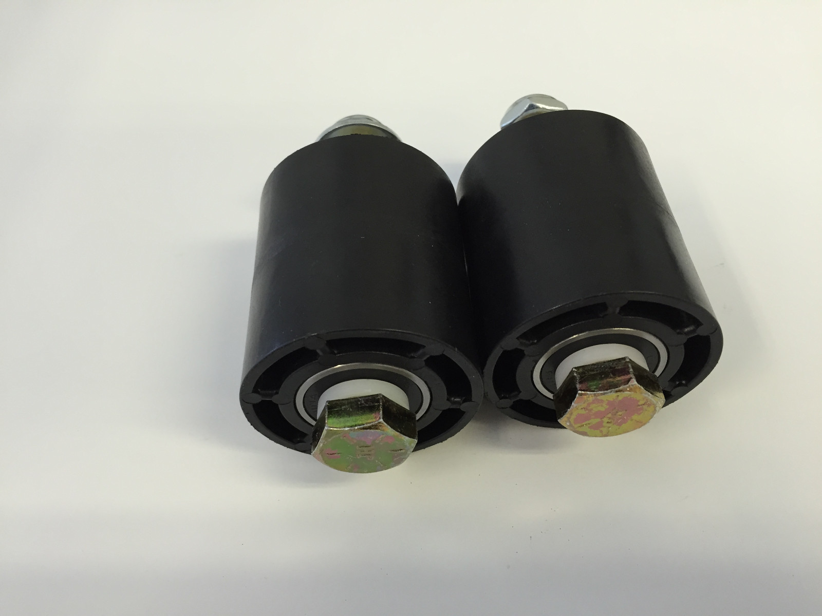 Belt grinder wheels for 2x72" knife grinders Set of 2, 2" wheels with bolt axles