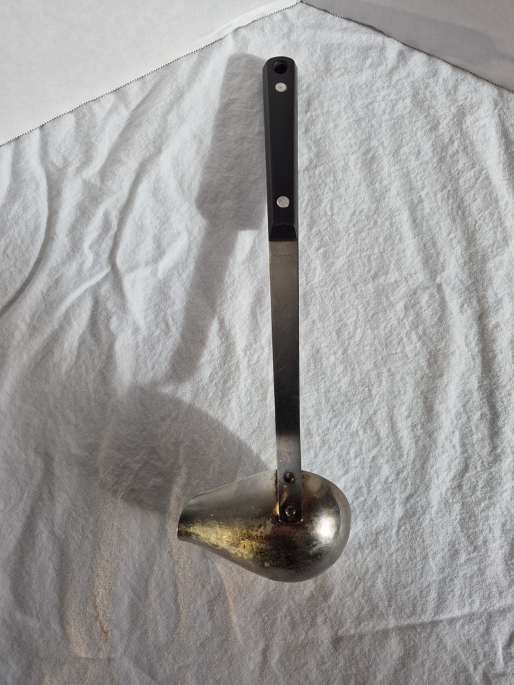 VINTAGE KITCHEN ROSTFRE LADLE BLACK HANDLE