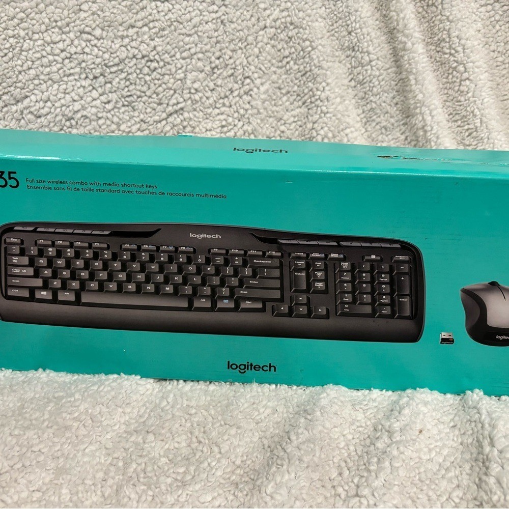 Logitech MK335 Wireless Keyboard and Mouse Combo - Black/Silver