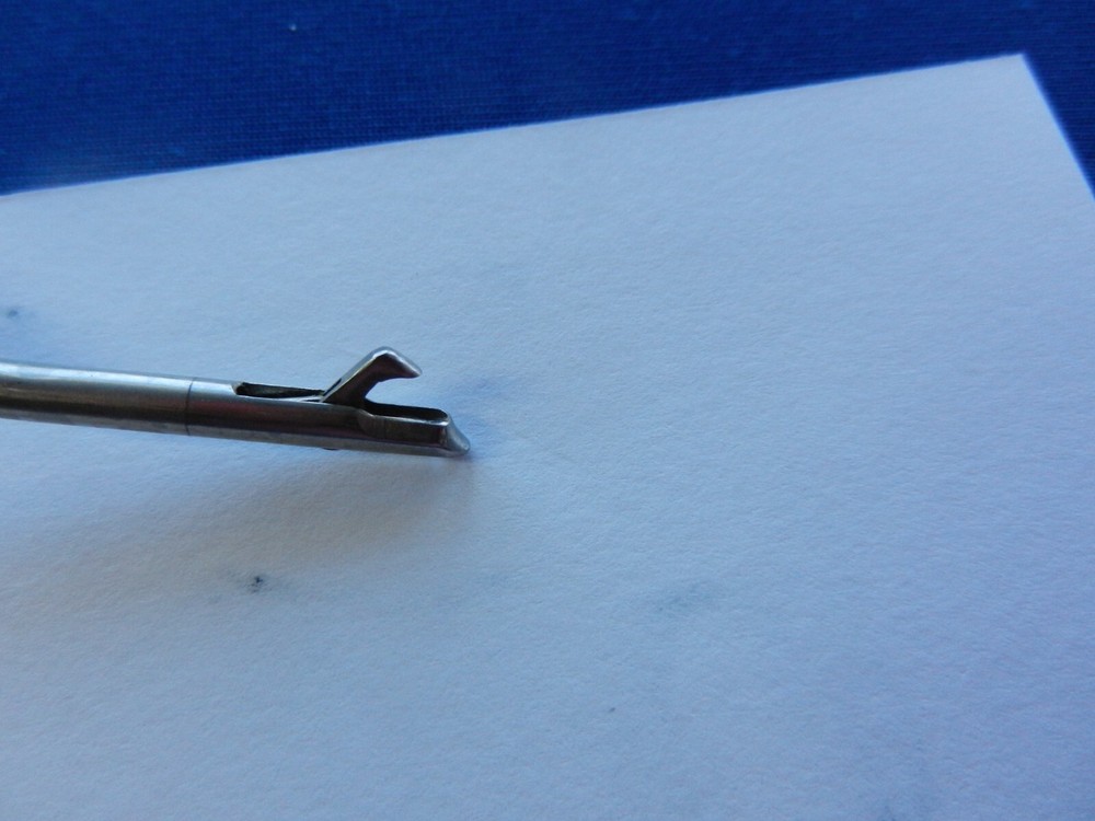 E4249 Baxter AR-1526-01 Up Angled Arthroscopic Punch