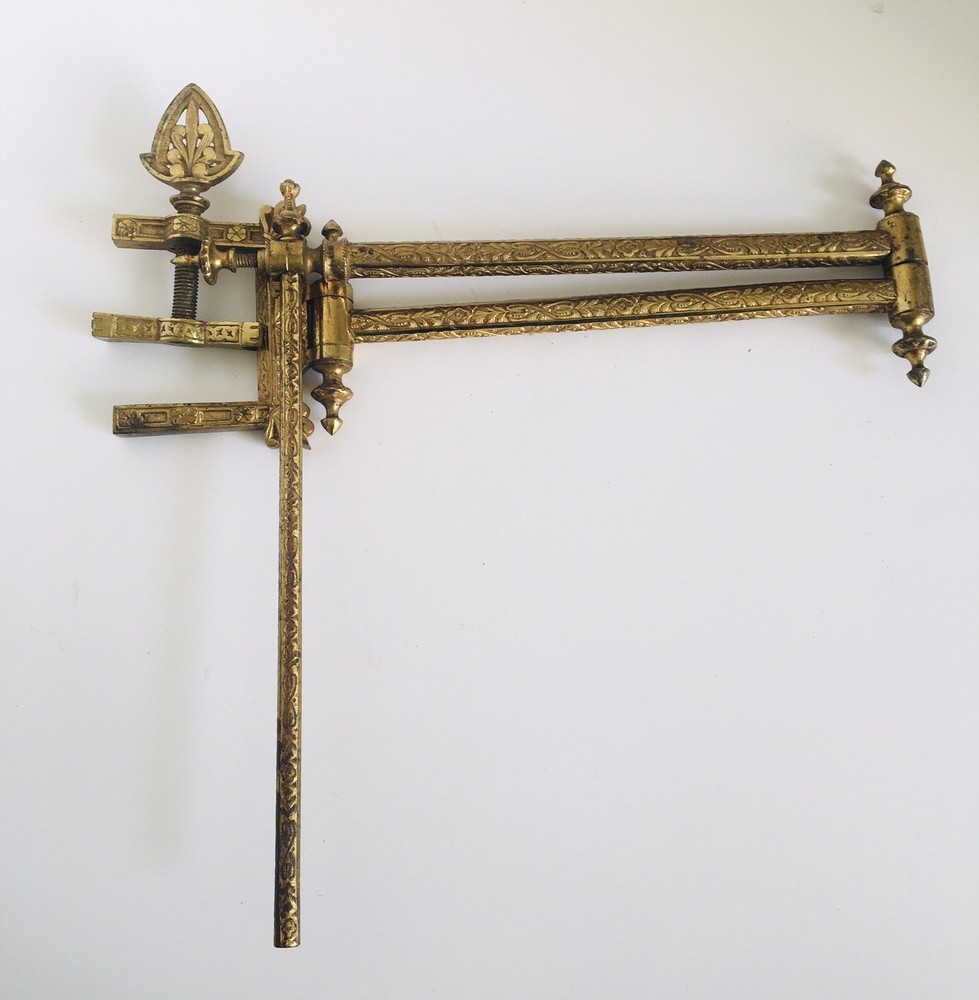 Victorian Brass Expandable Arm & Clamp Fire Screen Holder