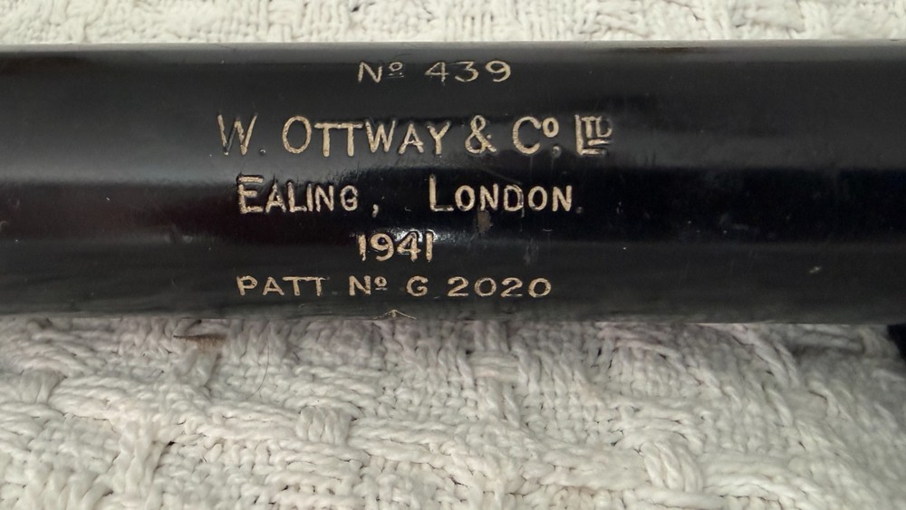 WWII Ottway #439 Optical Sight with Cross Hairs