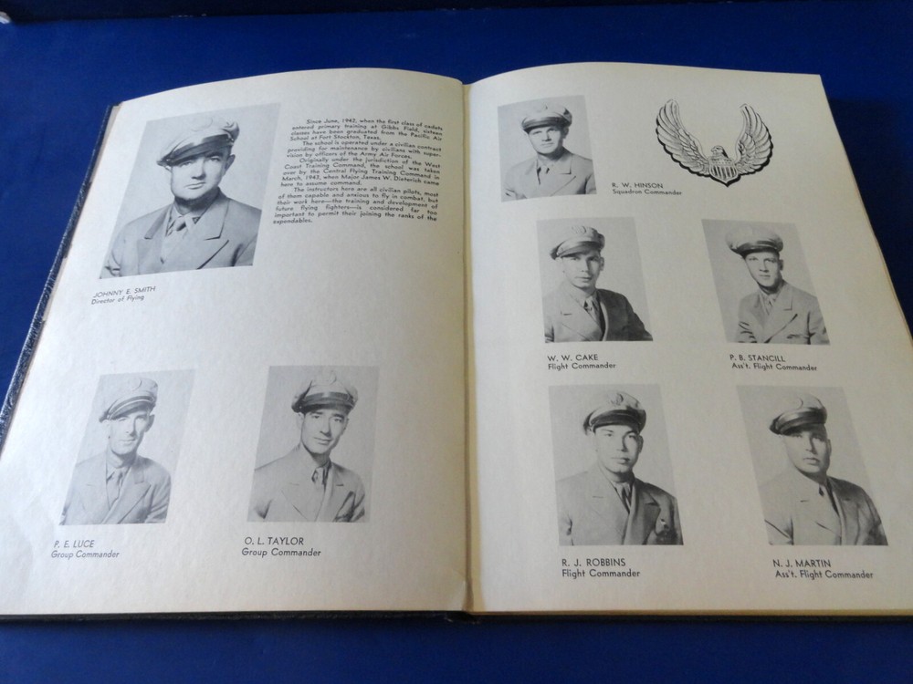 FT. STOCKTON ARMY AIR FIELD PILOT CLASS BOOK 44-E