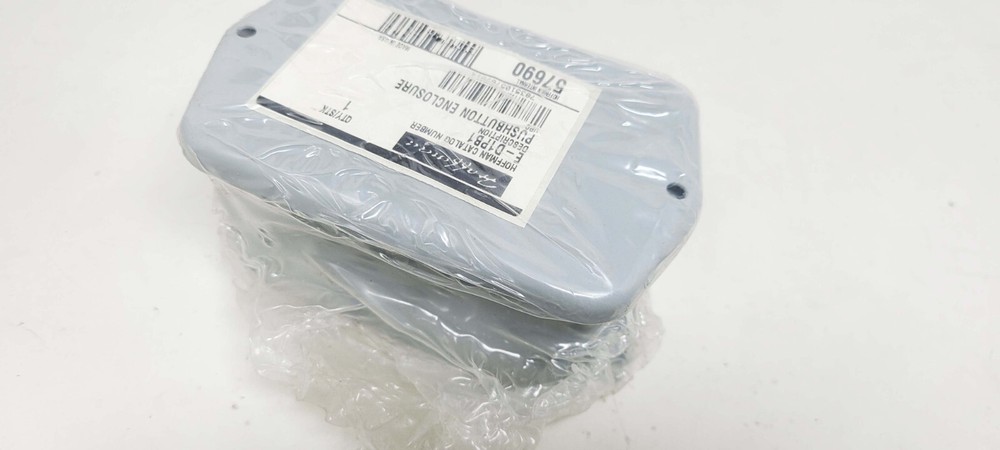 Hoffman E-D1PB1 Pushbutton Pilot Device Enclosure - Gray 4.50x2.88x2.62