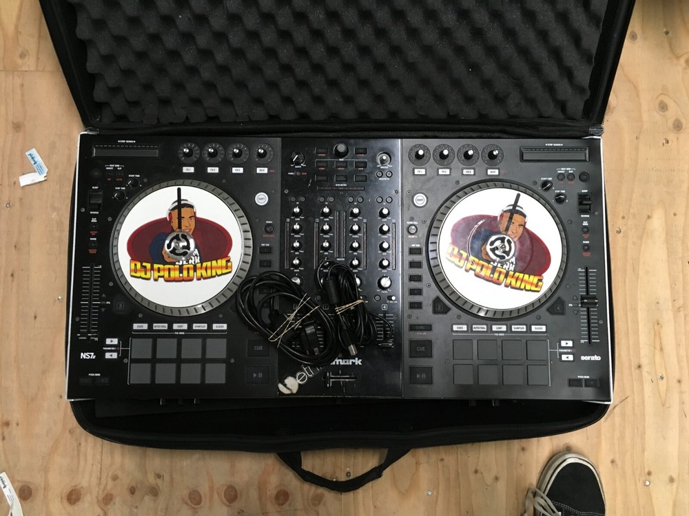 Numark NS7II Digital DJ Controller w/ ODYUSA Soft Case
