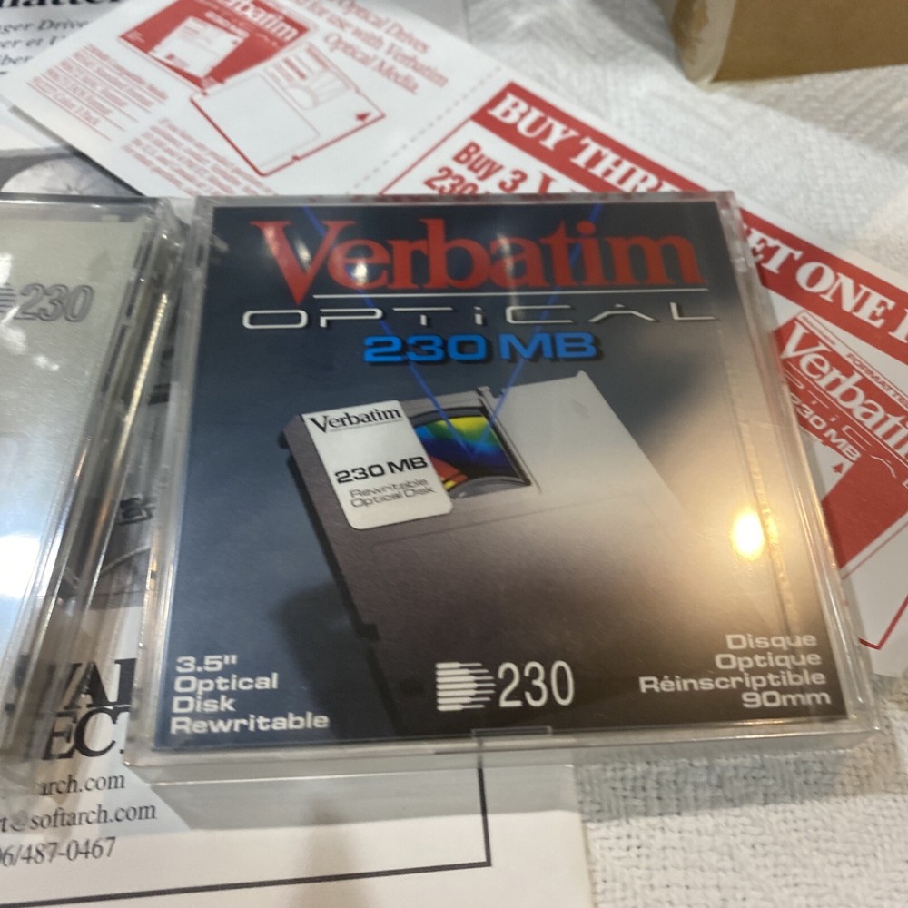 3.5 “ Magneto Optical Drive / MCA 230 LC+2 Disk