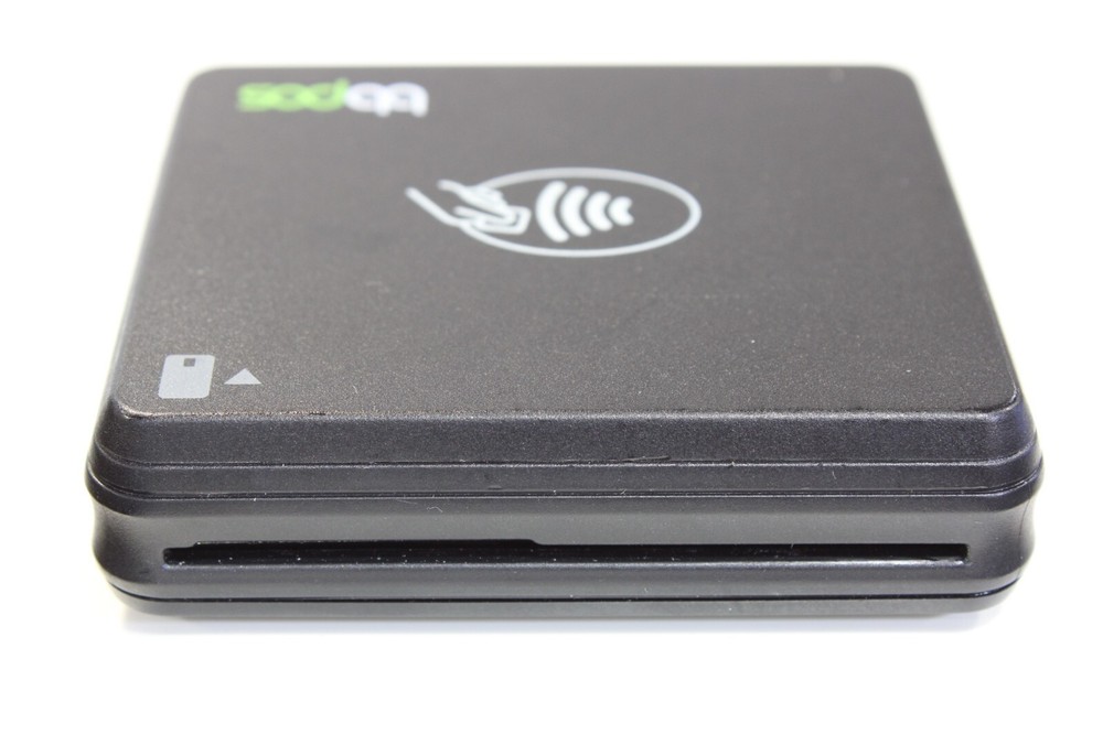 BBPOS Chipper EMV / NFC Bluetooth USB Card Reader MAGSTRIP 2AB7X-CHB2X -Black