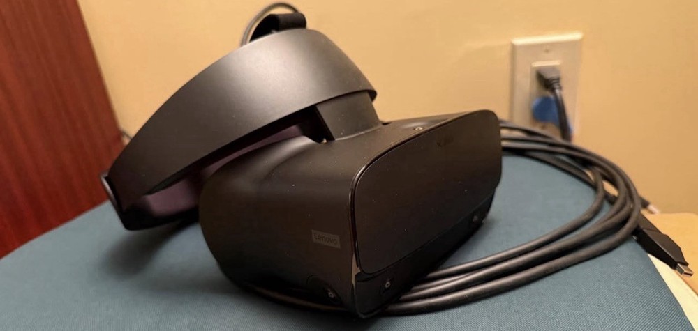 Oculus Rift S VR Headset PC Gaming Bundle w/ Controllers & Cables Tested Working