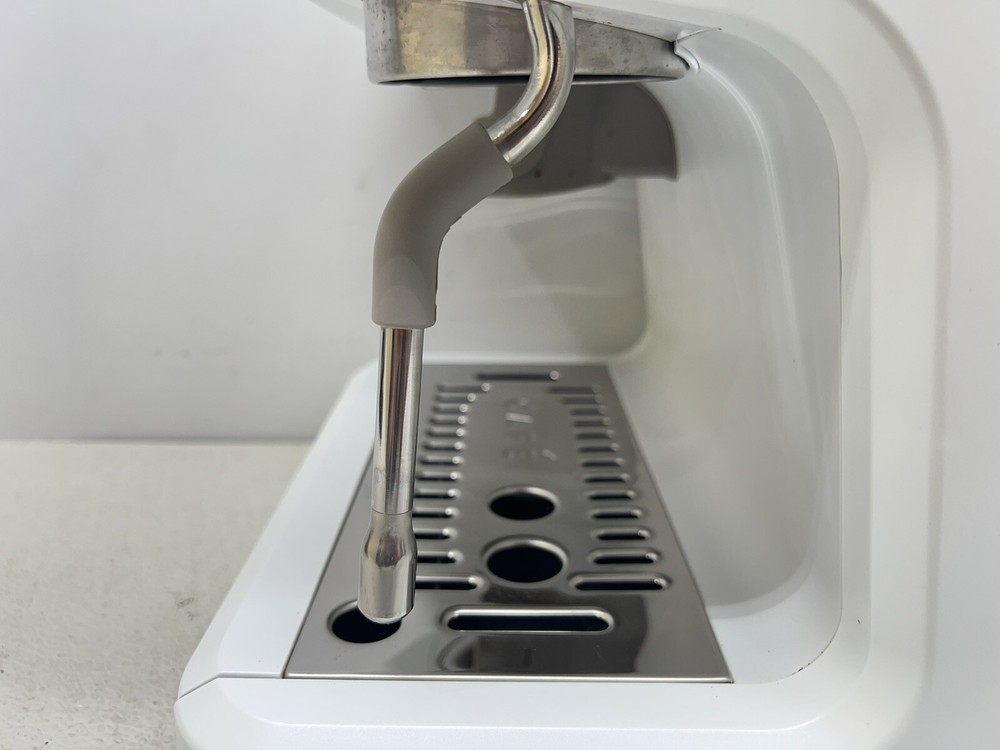 Café - Bellissimo Semi-Automatic Espresso Machine with 15 bars - Matte White -