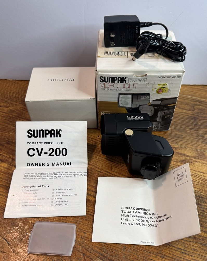 Sunpak CV-200 Video Light Open Box