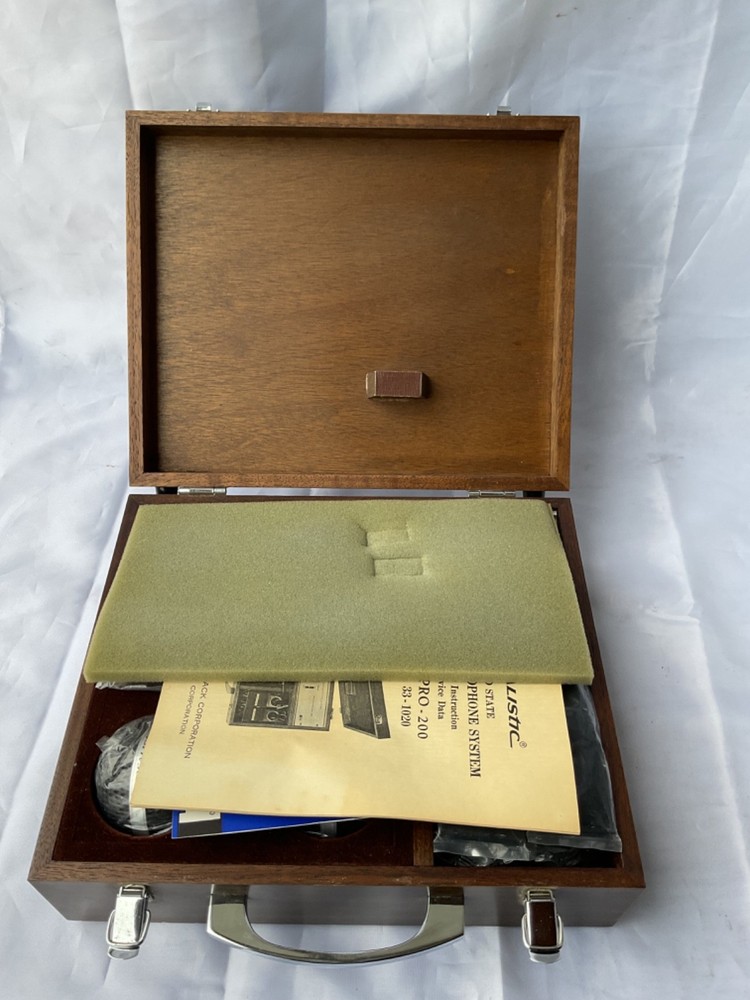 NOS Vintage REALISTIC PRO - 200 MICROPHONE SYSTEM FULLY TESTED