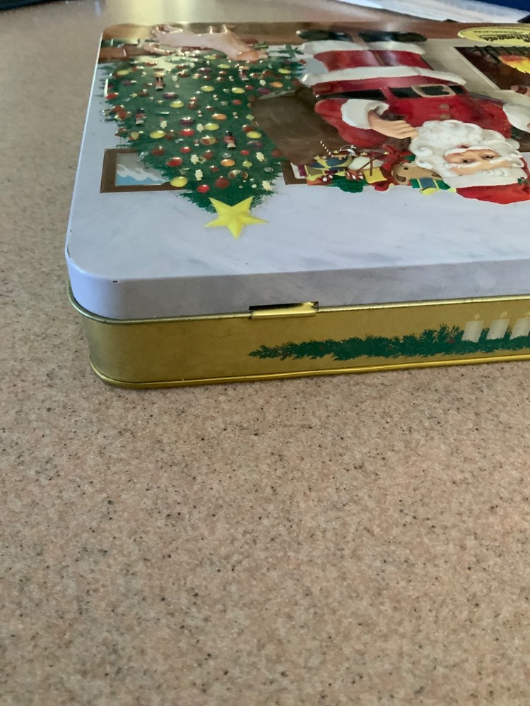 Whitman's Christmas Chocolate Tin