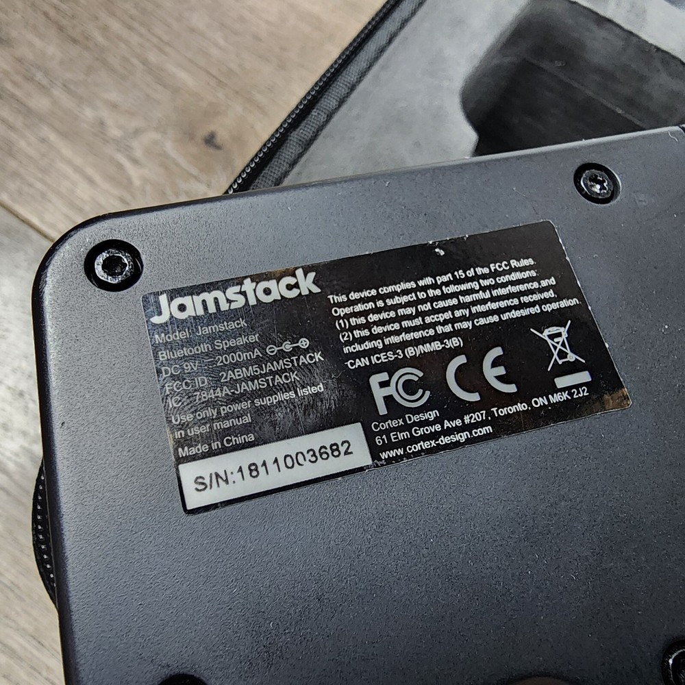 JamStack 1 Portable Attachable Guitar Amp Bundle Bluetooth Preowned with Case
