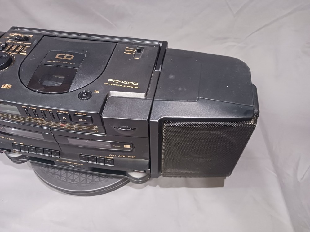 JVC PC-X100 CD PORTABLE SYSTEM