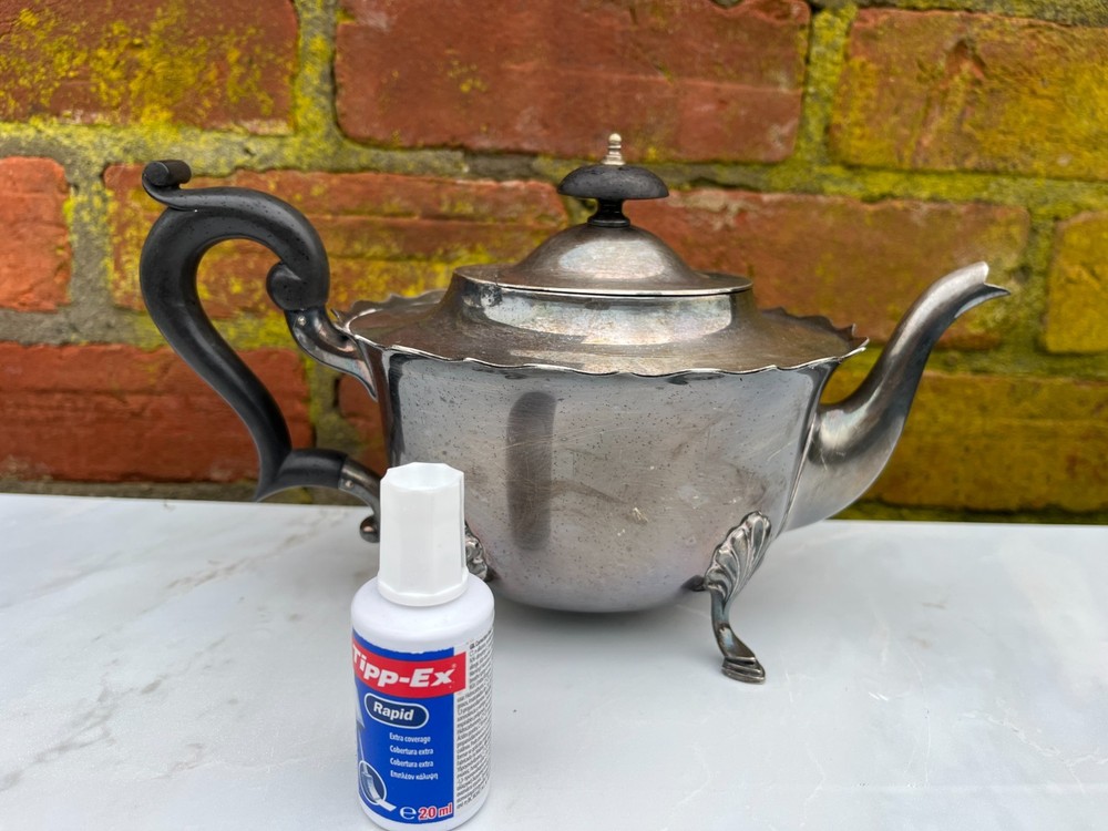 Antique Silver Plated Tea Pot.