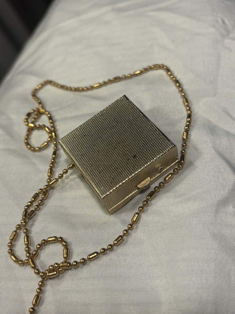 Vintage 1950's Compact "Zip Her" Zipper Pull Hook in Pill Box