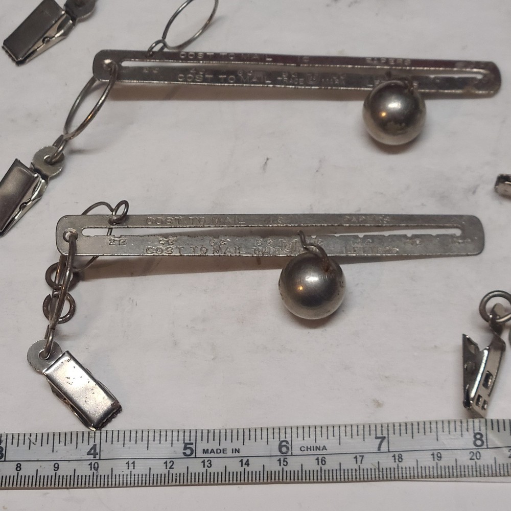 Vintage 1920s Utility Postal Scale Universal Utilities Co #10B