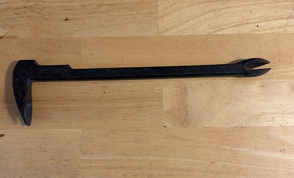 Vaughan Bear Claw Nail Puller 12 Inches