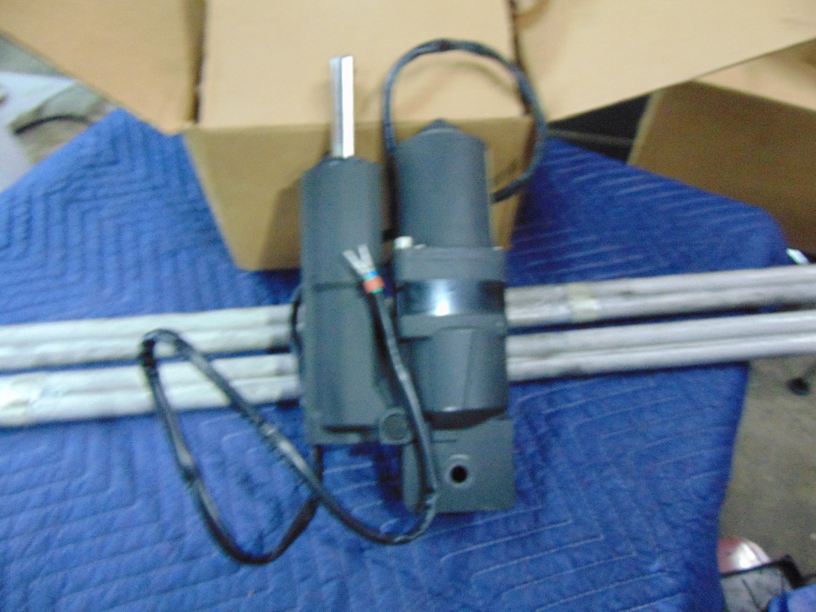 Bob’s Machine 120-120016 Hydraulic Pump for Action and Extreme Action Jack Pla