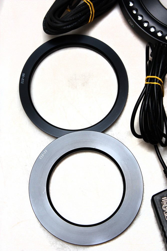 Reflec media Lite Ring Medium Light Kit With Controller and Adapter Rings