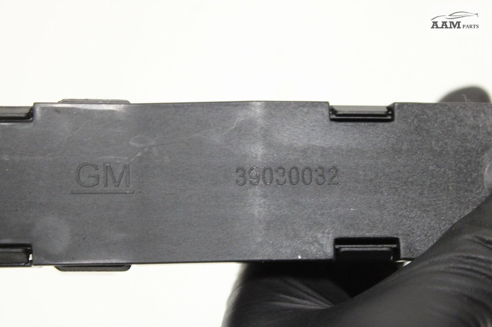 2016-2019 CHEVROLET CRUZE LS REAR BATTERY CABLE PROTECTOR SHIELD PANEL OEM