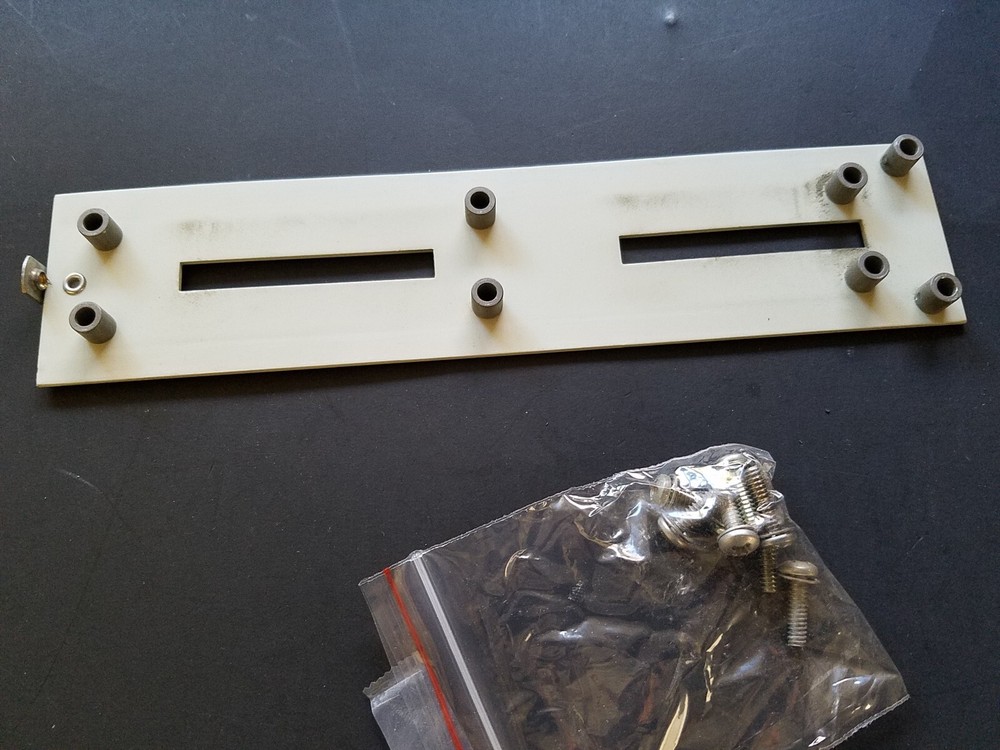 FLUKE 5100B Calibrator - Metal Bracket