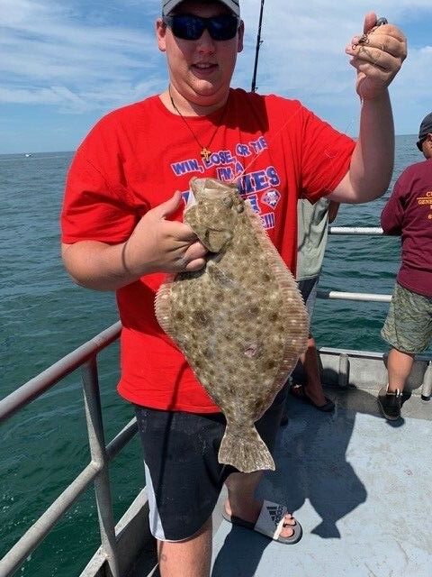 FLOATING JIGS, 12, 3/0 HOOK, ASSORTED COLORS, FLUKE CANDY