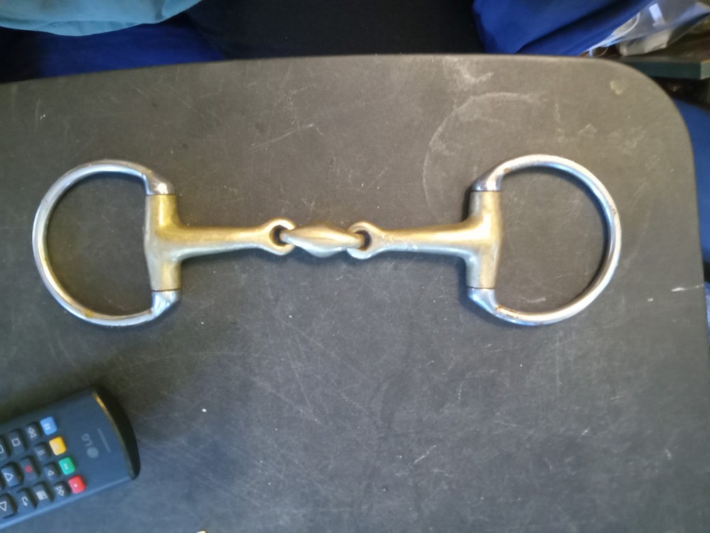 Used eggbutt snaffle bit 5 in mouth lozenge mixed metals