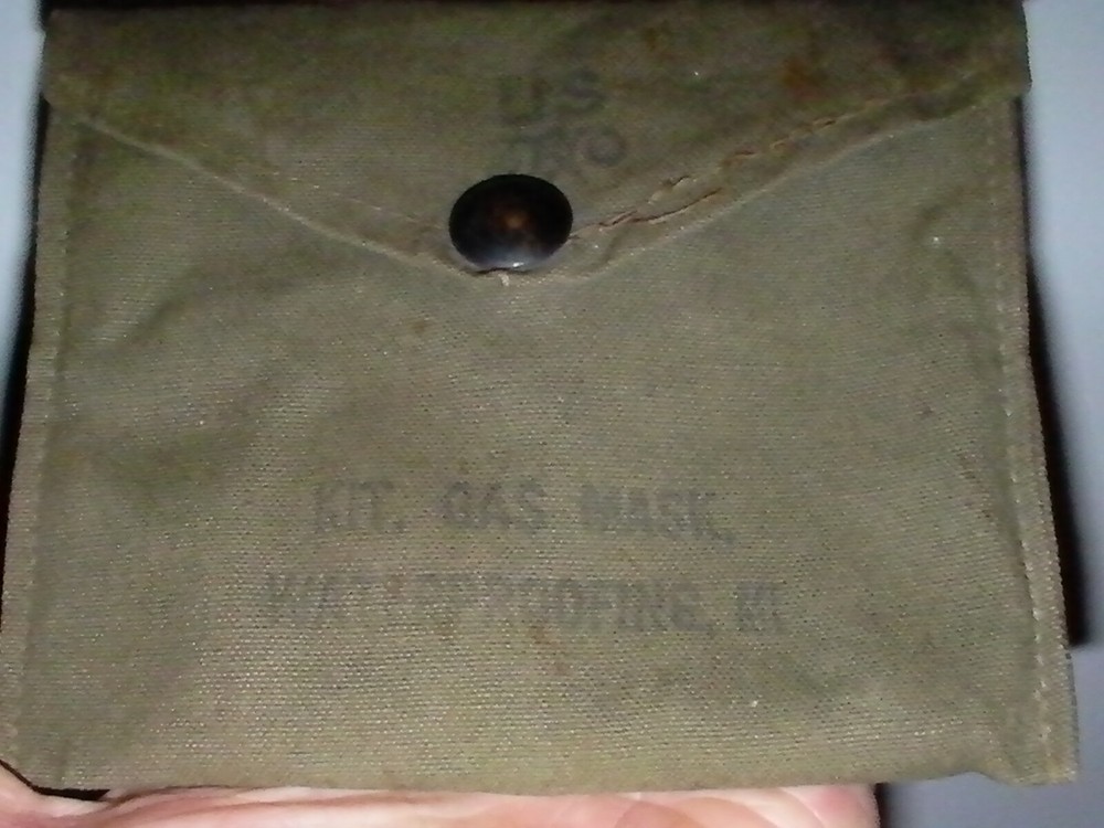 Vintage WWII US Green Canvas Military Snap Pouch Kit Gas Mask Waterproofing M1