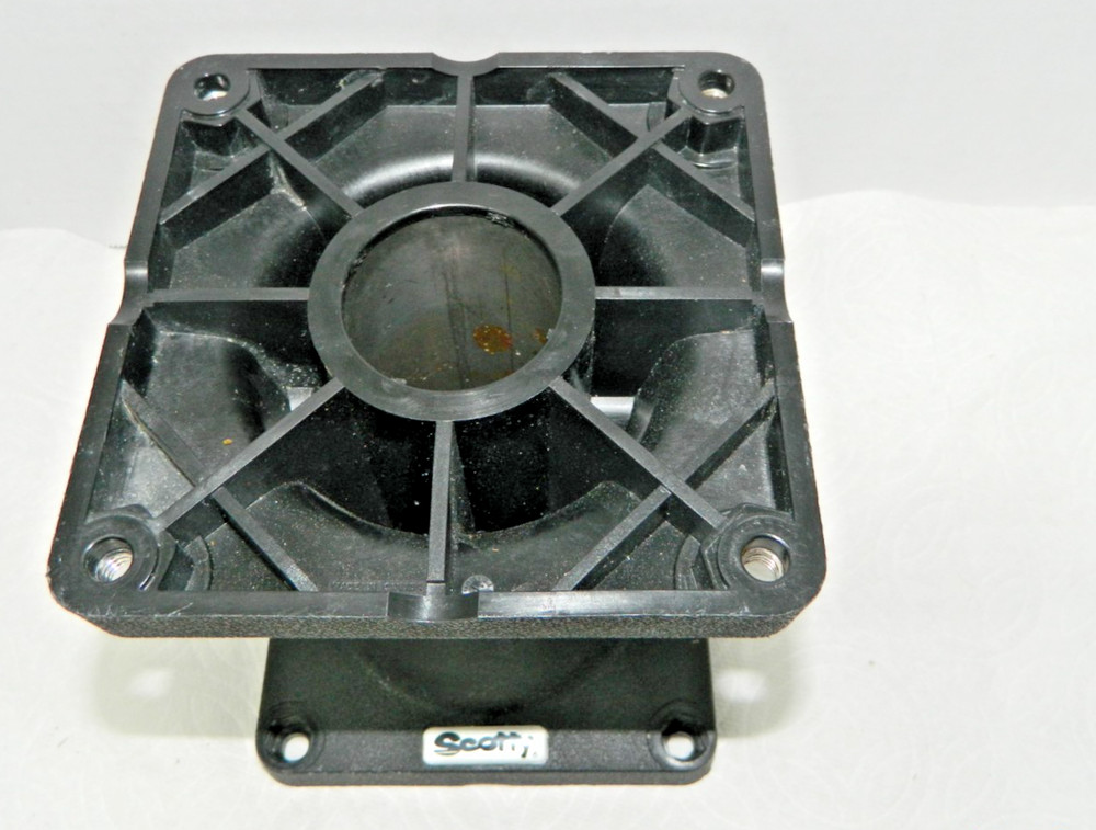 Scotty Downrigger Pedestal Mount