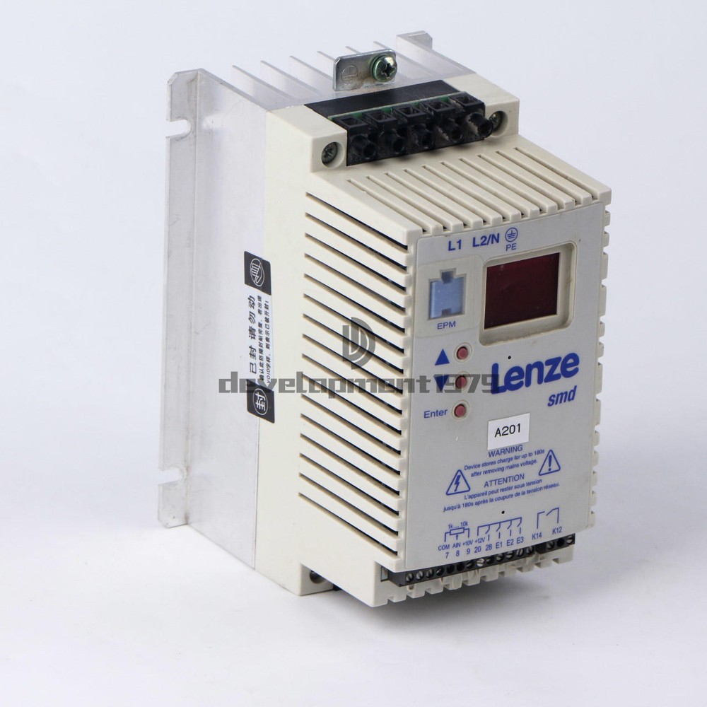 1PC Lenze frequency converter ESMD751C4TXA Used