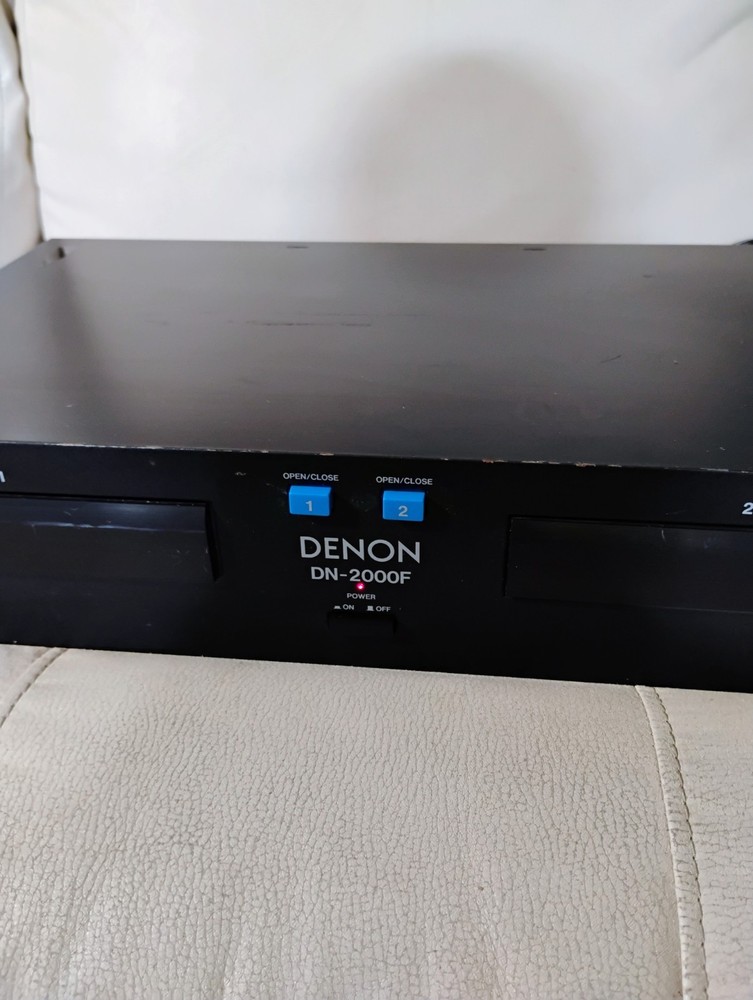 The listing is:(1)Denon DN-2000F MKII Dble CD Player WITHOUT Remote Control Unit