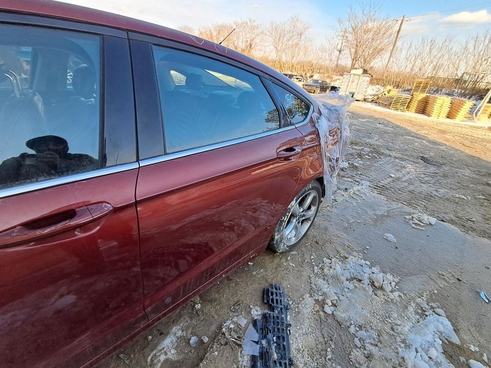 2014 Ford Fusion 4.2 Display Screen - Used, No Anti-Theft Code, Reprogram Needed