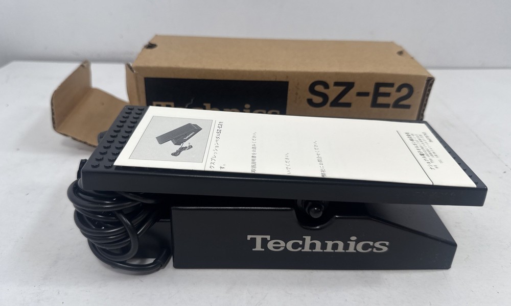 Technics SZ-E2 Expression Volume Pedal Foot Control 1/4"