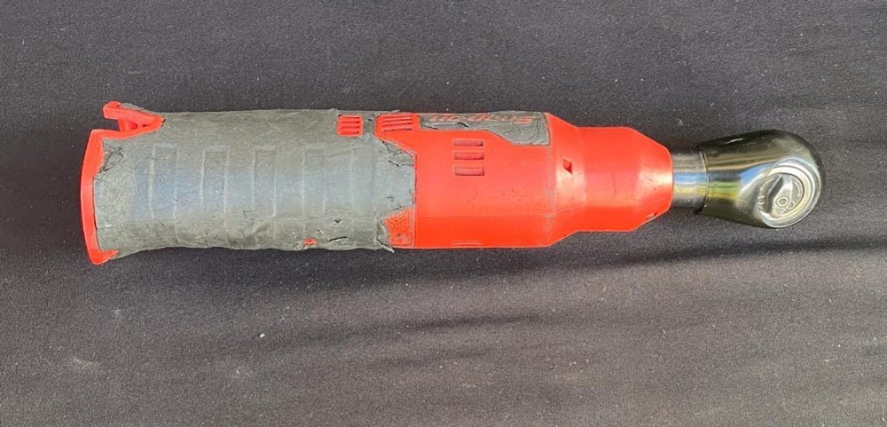 SNAP-ON 14.4V MICROLITHIUM CORDLESS RATCHET KIT(CTR714AK2)MISSING A BATTERY-USED