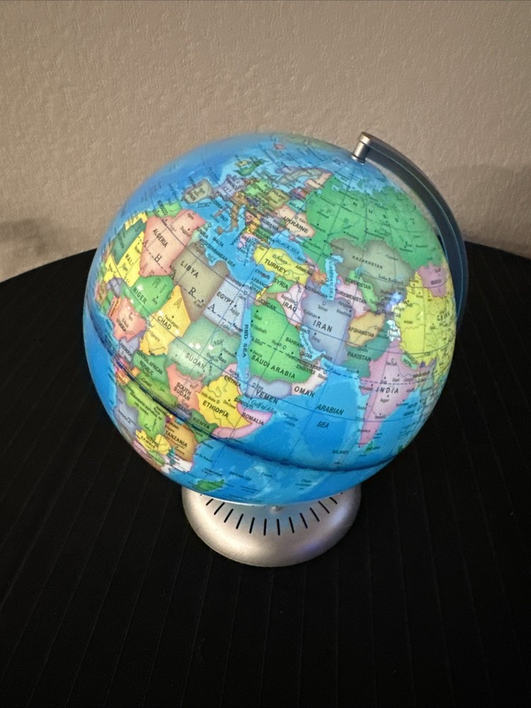 Light Up standing world globe