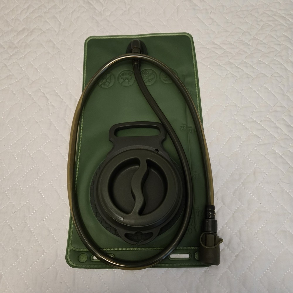 Hydration Bladder 2 L Water Pack Reservoir Camel Back Replacement Running Hiking