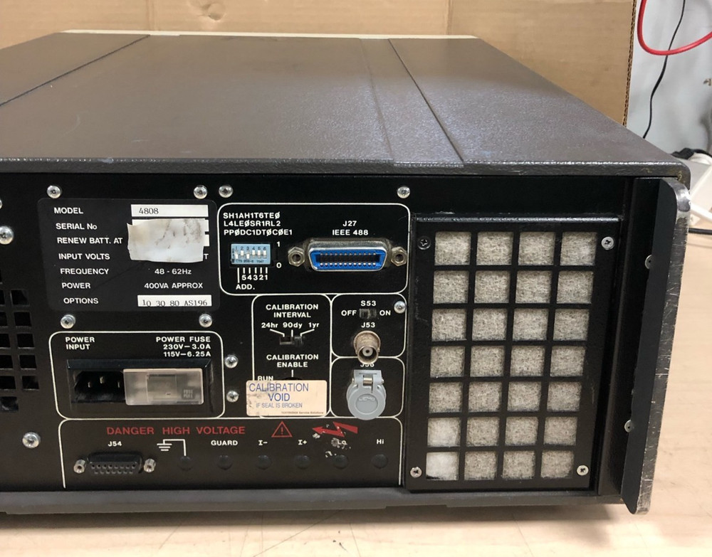 Wavetek 4808 Multifunction Calibrator 200V 2A DC (TESTED TO POWER ON)