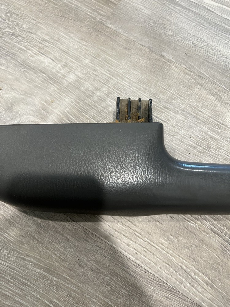 1999-2003 Ford F150 Door Panel Armrest Pull Handle Driver Side Left Gray