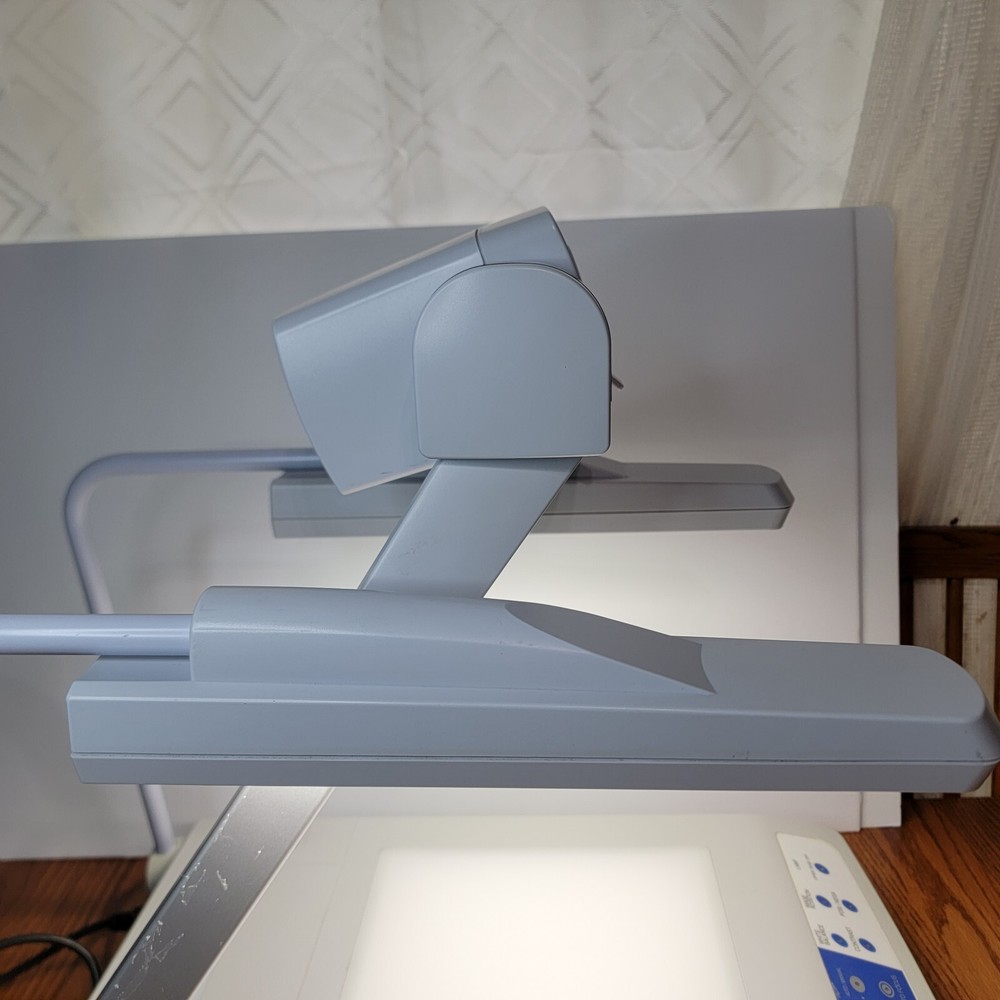 Epson ELPDC05 High Resolution Document Imager Overhead Camera With Cord