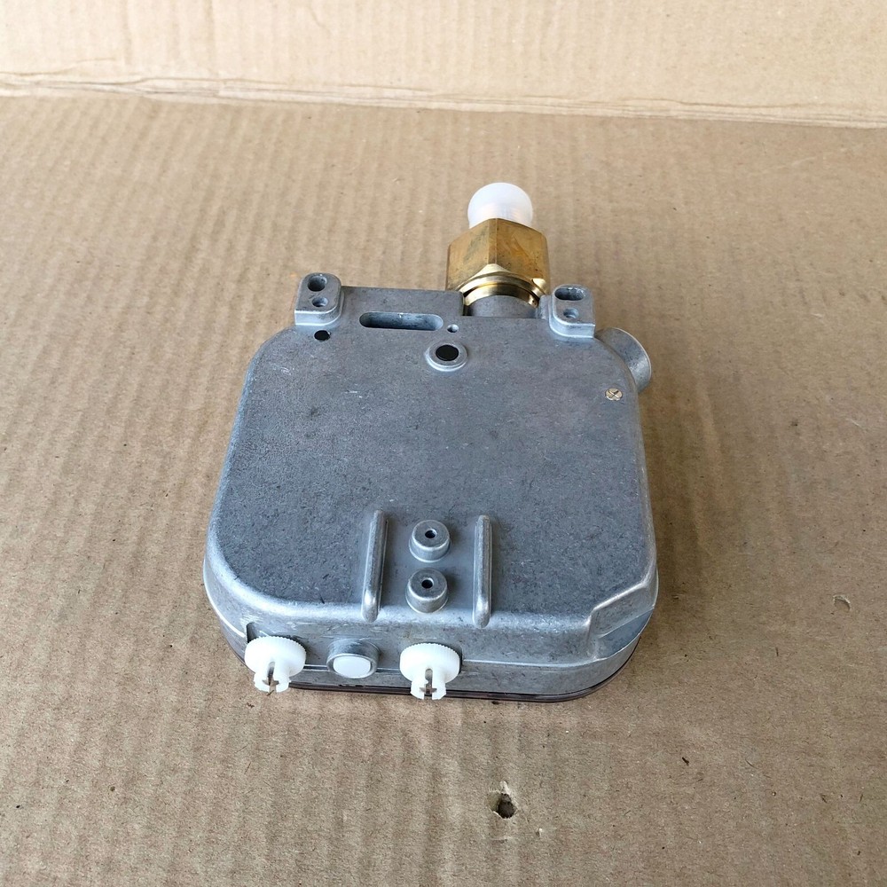 SAUTER DFC17B76F001 PRESSURE SWITCH