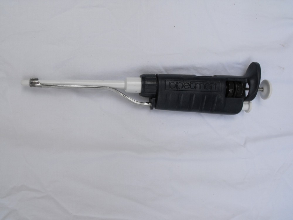 Gilson Pipetman P 200 Pipette