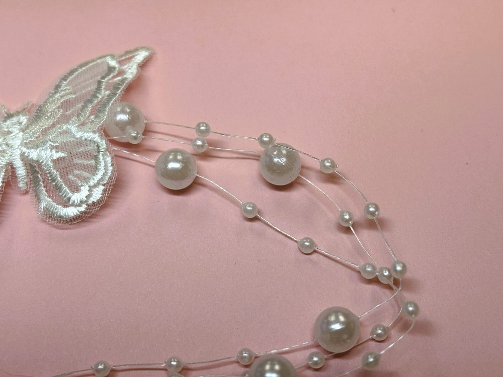 Pearl Chain Yarn Butterfly Necklace
