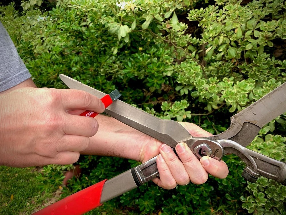 Sharpening Tool, Garden Tool Blade Sharpener, AC 8300