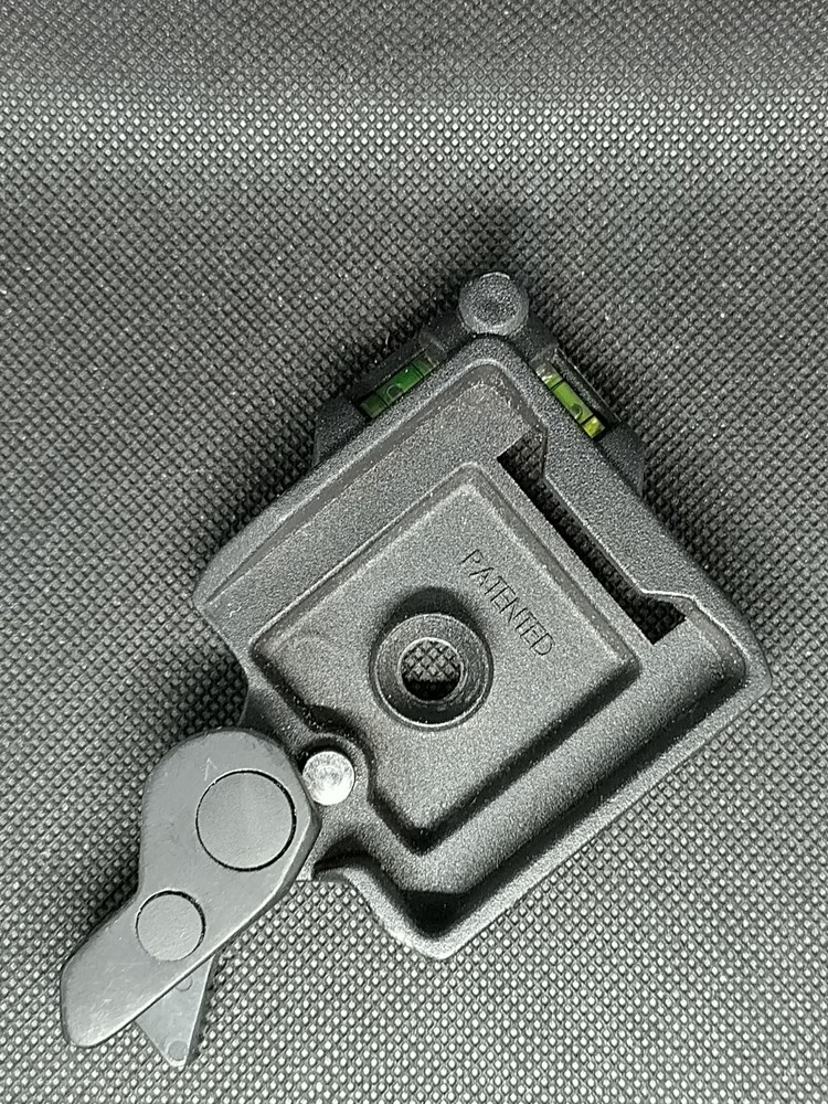 GIOTTOS MH-652C QUICK-CHANGE ADAPTER, No Plate