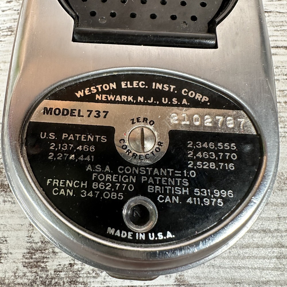 Weston Master III {3} Universal Exposure Meter Model 737