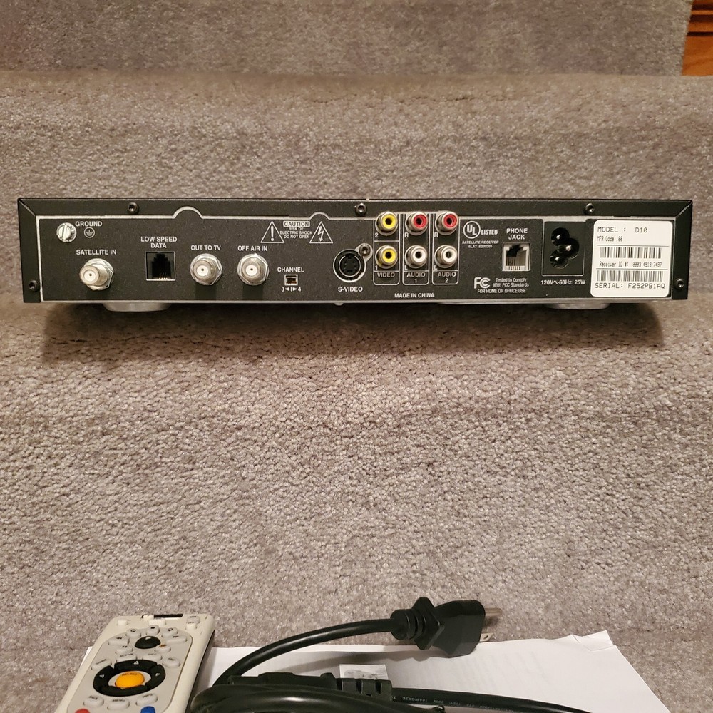 Direct TV Receiver/Remote Model D10-100 Power Cable & Remote Included