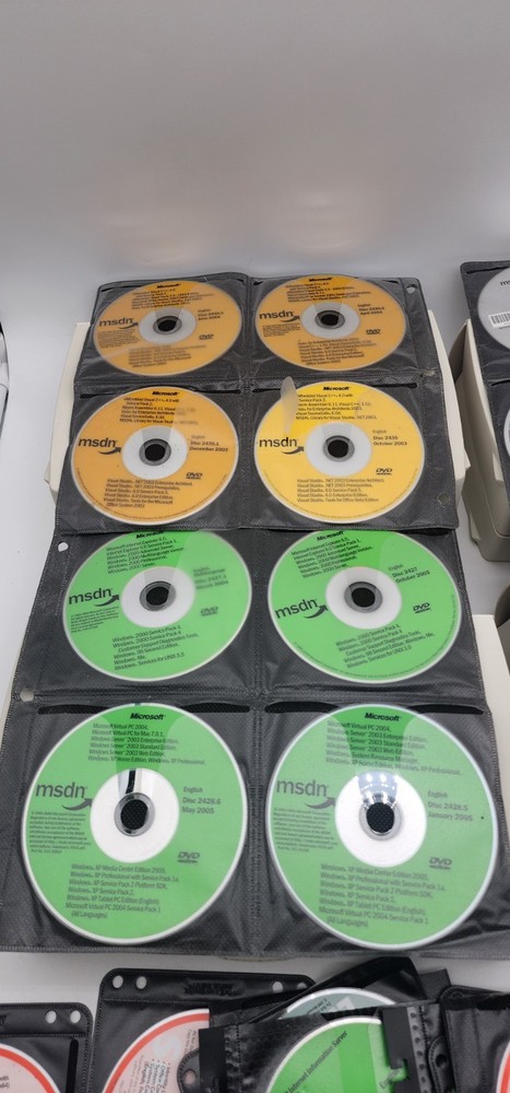 400 Discs Microsoft MSDN DVD CD Software Lot 2000-2008 w/ MSDN Cases