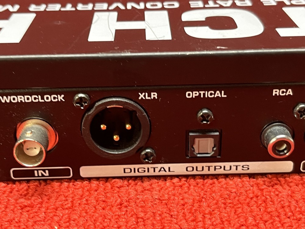 Used Behringer Ultramatch Pro SRC2496 AD/DA Sample Rate Converter Good Condition