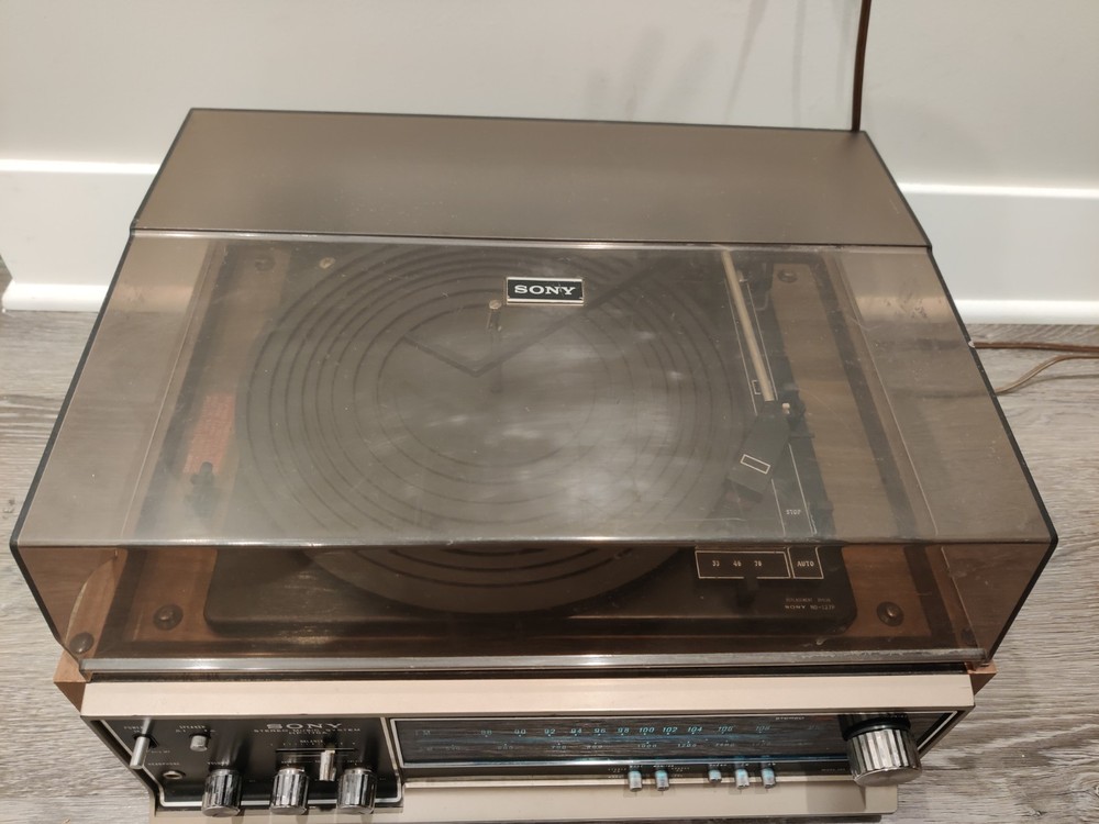 VINTAGE Sony HP -170A AM/FM Solid-State W/ Turntable